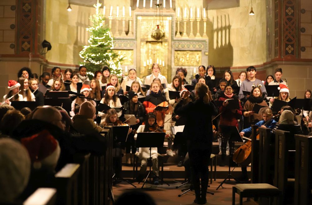 Weihnachtskonzert Leibnizschule 2022 In St. Josef Höchst