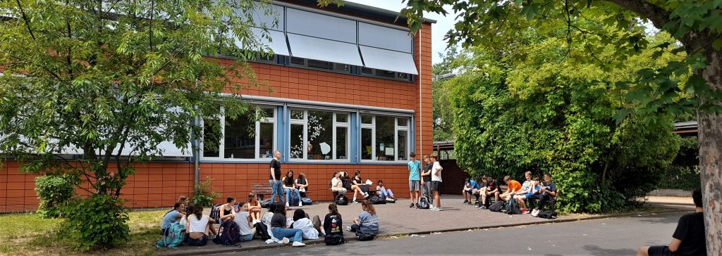 Leibnizschule Frankfurt Die erste höhere Schule in Höchst