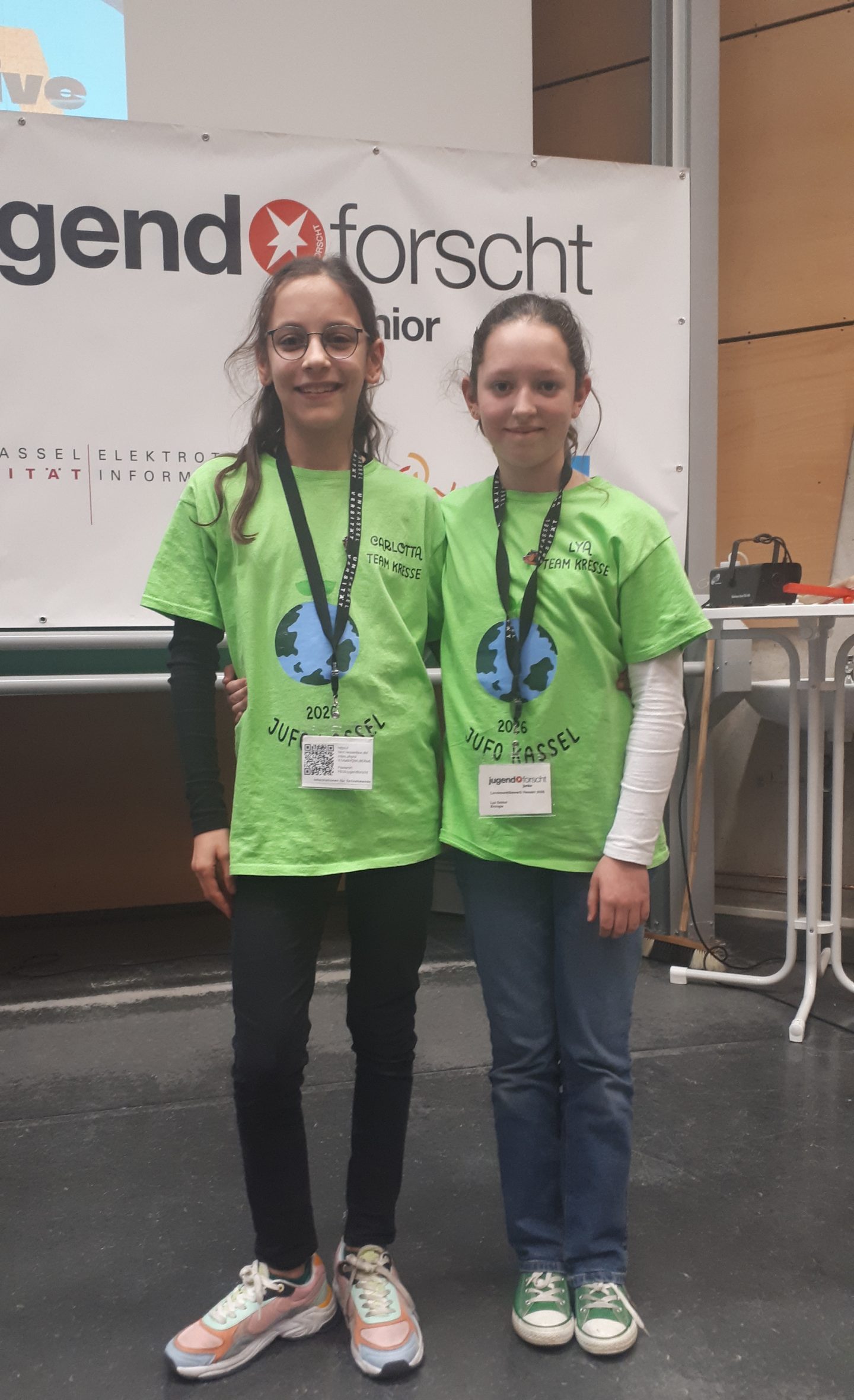 Carlotta Schroff (5d) und Lya Sekkai (5f)