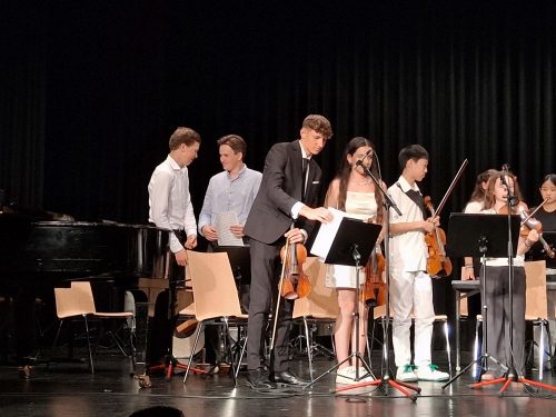 2025_Sommerkonzert_Aftritt großes Ensemble